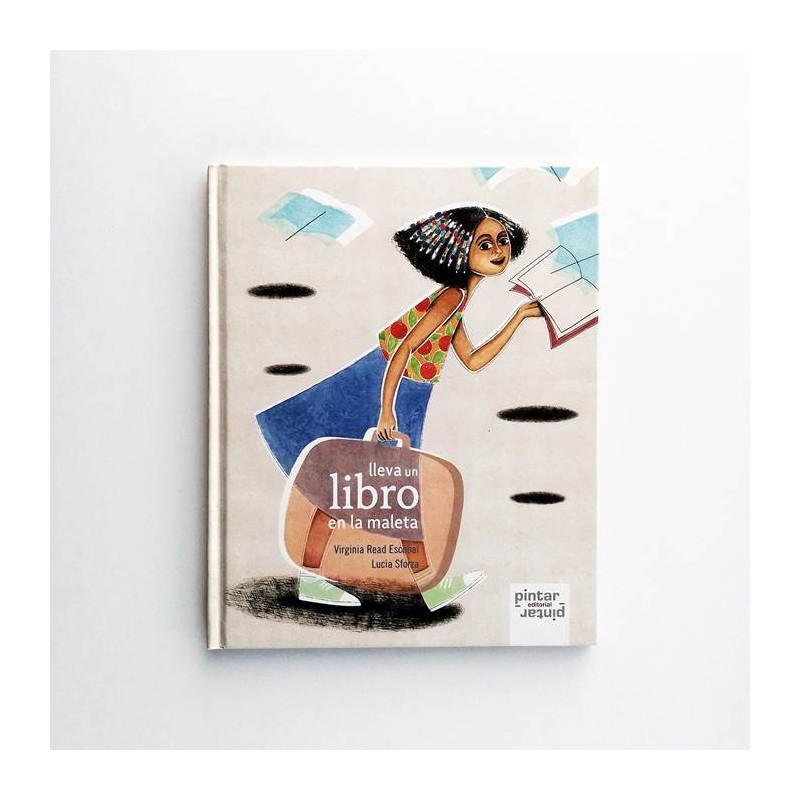 Lleva un libro en la maleta
