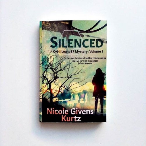Silenced. A Cybil Lewis SF Mystery. Vol.1 - Nicole Givens Kurtz